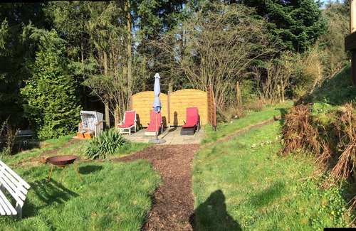 Wermelskirchen House | Holiday home with sauna & WLAN in the Bergische Land: for hikers, cyclists, etc.