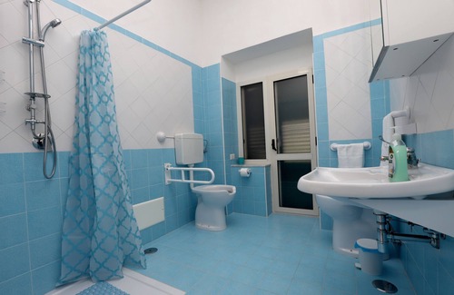 Pompei House | Holiday home with facilities for the disabled, private entrance, private parking