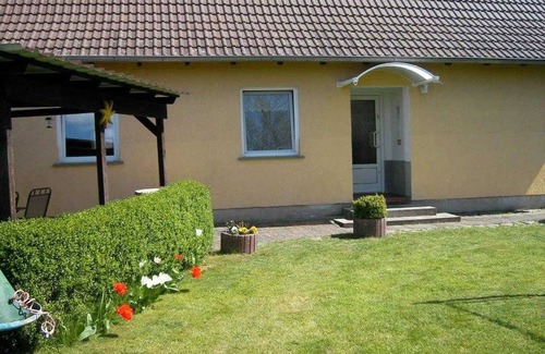 Muritz House | Holiday Home 'Wohlfühlurlaub' with Private Terrace and Private Garden