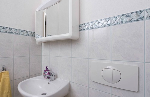 Pockau-Lengefeld Apartment | Holiday homes for two people, with a swimming pool, in the Ore Mountains.