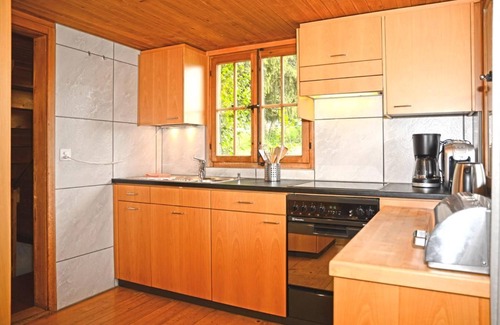 Aeschiried Ski Chalet | Holiday house Aeschi b. Spiez for 1 - 5 persons with 3 bedrooms - Detached holiday house