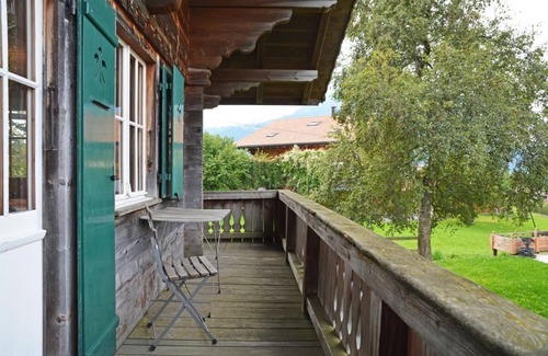 Aeschiried Ski Chalet | Holiday house Aeschi b. Spiez for 1 - 5 persons with 3 bedrooms - Detached holiday house