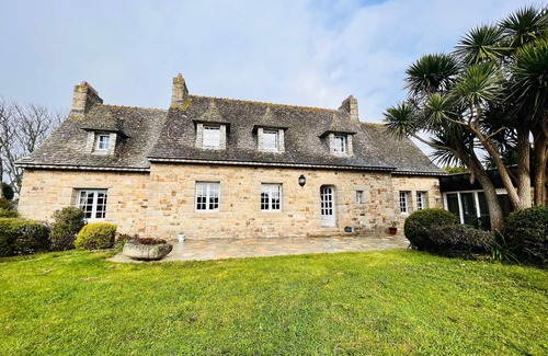Brignogan-Plage House | Holiday house Brignogan Plage for 1 - 8 persons with 5 bedrooms - Holiday home
