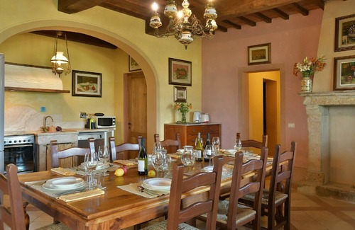 Bibbona House | Holiday house Bibbona for 1 - 22 persons with 11 bedrooms - Holiday house