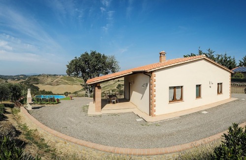Cinigiano House | Holiday house Cinigiano for 1 - 6 persons with 3 bedrooms - Holiday home