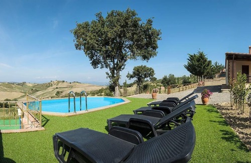 Cinigiano House | Holiday house Cinigiano for 1 - 6 persons with 3 bedrooms - Holiday home