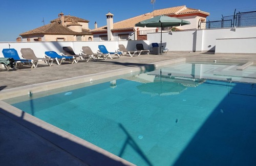 Guevejar House | Holiday house Güevéjar for 1 - 8 persons with 3 bedrooms - Row house
