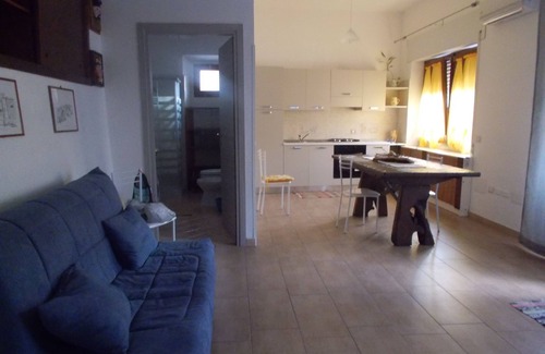 La Maddalena Apartment | Holiday house in the old town just a few kilometers from the beautiful beaches
