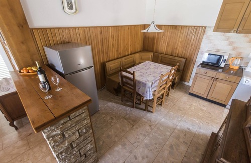 Turanj House | Holiday House in Turanj near Pebble Beach