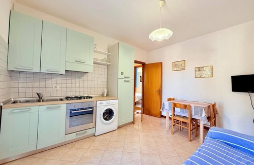 Lido di Volano House | Holiday house Lido di Volano for 1 - 6 persons with 2 bedrooms - Row house