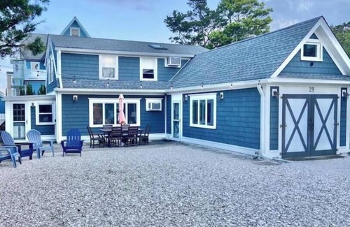 Ortley Beach House | Holiday House - Linens, towels, and beach badges included