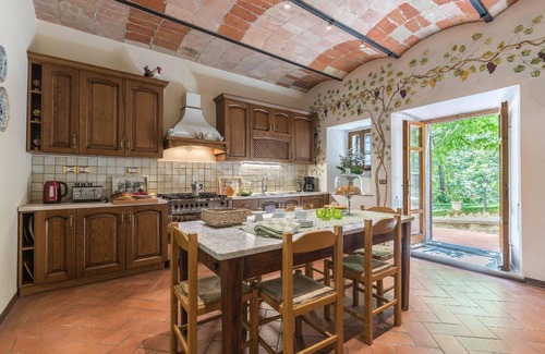 Ripoli House | Holiday house Monterchi for 1 - 12 persons with 6 bedrooms - Holiday home