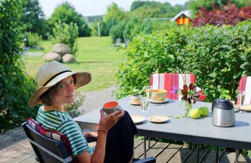 Neuenkirchen House | Holiday house Neuenkirchen for 1 - 5 persons with 2 bedrooms - Row house