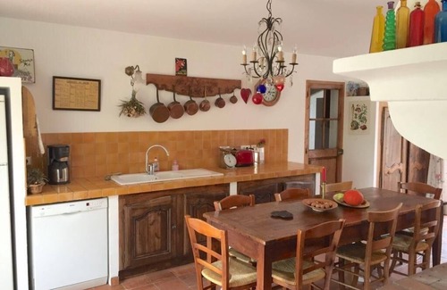 Merindol House | Holiday house Puget for 1 - 7 persons with 4 bedrooms - Holiday house