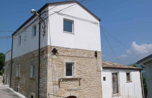 San Valentino In Abruzzo House | Holiday house Scafa for 4 - 10 persons with 4 bedrooms - Holiday house