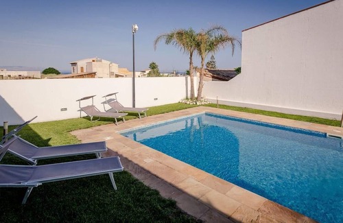 Tre Fontane House | Holiday house Tre Fontane for 1 - 8 persons with 4 bedrooms - Holiday house