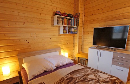 Gross Nemerow House | Holiday house with 3 bedrooms Tollenseheim SEE 9911 - SEE 9911