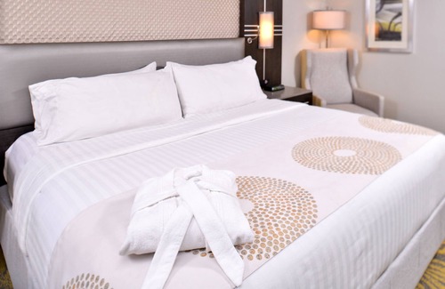 Richardson Hotel | Holiday Inn Dallas-Richardson by IHG