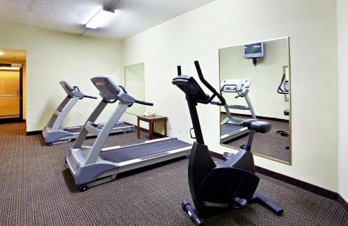 Biloxi Resort | Holiday Inn Express - Biloxi - Beach Blvd by IHG