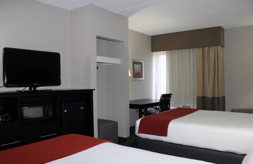 Forsyth Hotel | Holiday Inn Express Forsyth by IHG