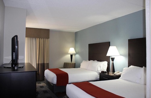 Forsyth Hotel | Holiday Inn Express Forsyth by IHG