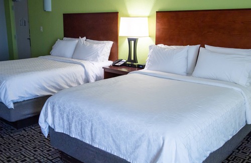 Hickory Hotel | Holiday Inn Express Hickory-Hickory Mart by IHG
