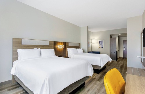 Fairvilla Hotel | Holiday Inn Express Hotel & Suites Ocoee East by IHG