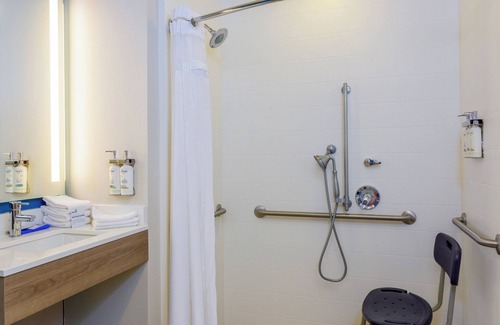 Fairvilla Hotel | Holiday Inn Express Hotel & Suites Ocoee East by IHG