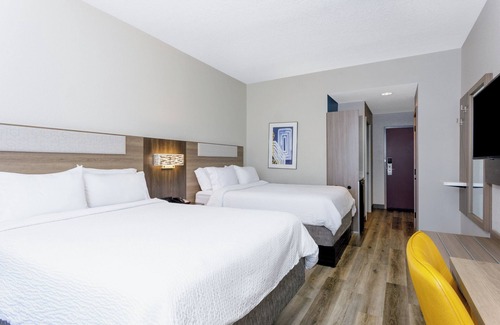 Fairvilla Hotel | Holiday Inn Express Hotel & Suites Ocoee East by IHG
