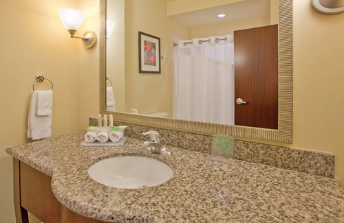 Gallup Hotel | Holiday Inn Express Hotel & Suites Gallup East by IHG