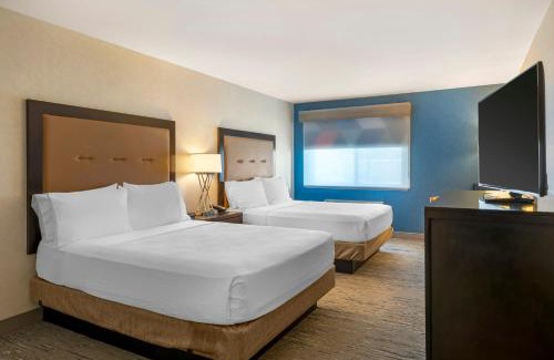 Colton Hotel | Holiday Inn Express San Bernardino Colton by IHG