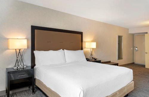 Colton Hotel | Holiday Inn Express San Bernardino Colton by IHG