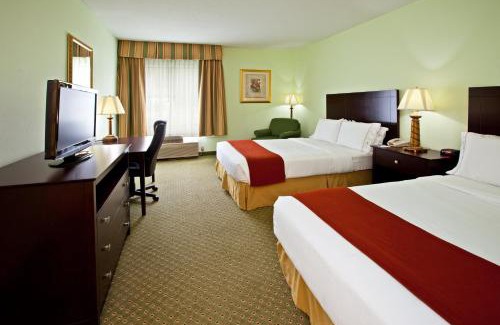 Scottsburg Hotel | Holiday Inn Express Scottsburg by IHG