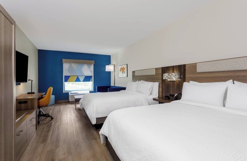 MacClenny Hotel | Holiday Inn Express & Suites Macclenny by IHG