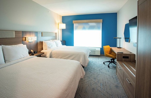 Ferry Pass Hotel | Holiday Inn Express & Suites Pensacola Airport North – I-10 by IHG