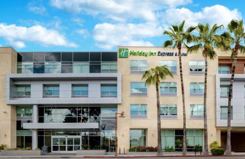 Citrus Grove Hotel | Holiday Inn Express & Suites - Glendale Downtown