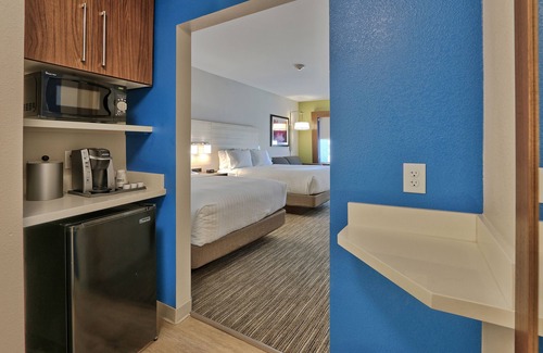 Roswell Hotel | Holiday Inn Express & Suites Roswell by IHG