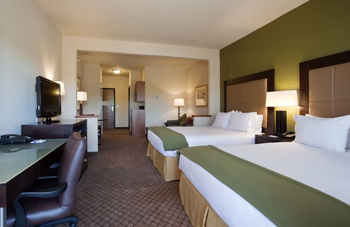 Silt Hotel | Holiday Inn Express & Suites Silt-Rifle by IHG