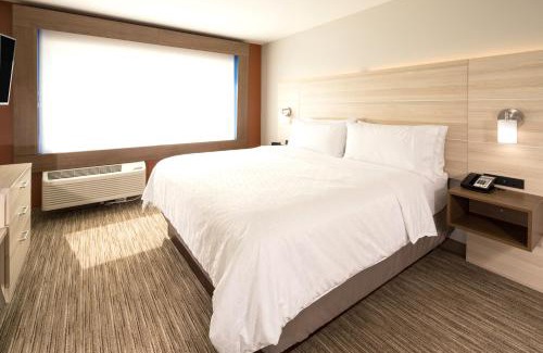 La Porte Hotel | Holiday Inn Express & Suites La Porte by IHG