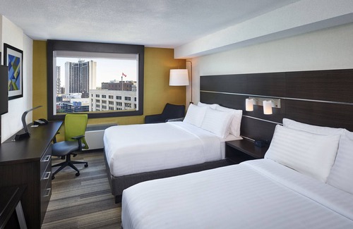 Windsor Hotel | Holiday Inn Express Windsor Waterfront by IHG