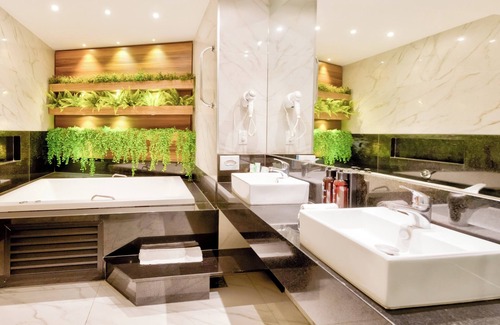 West Sector Hotel | Holiday Inn Goiania by IHG