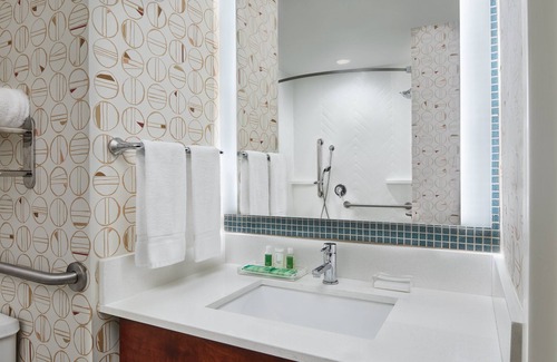 Gulfport Hotel | Holiday Inn Gulfport Airport by IHG