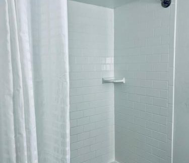 Greenwich Hotel | Holiday Inn Virginia Beach - Norfolk by IHG