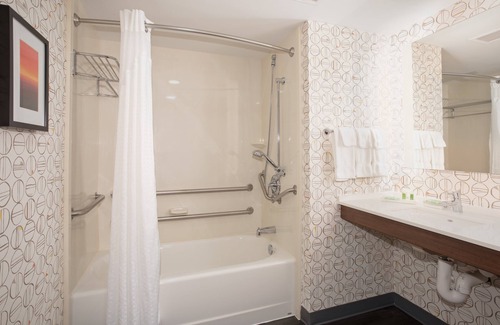 Winchester Hotel | Holiday Inn Winchester Se-Historic Gateway by IHG