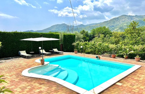 Mitogio House | Holiday Home in Sicily near Mount Etna