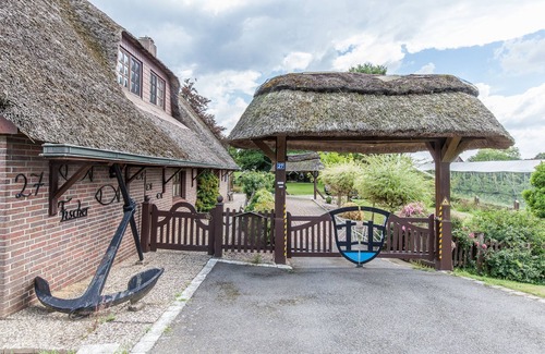 Estebrugge Apartment | Holiday on the "Eulenhof" directly on the Este in the old country