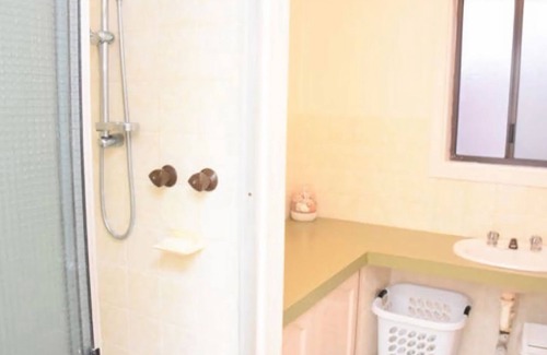 Lacepede House | HOLIDAY RENTAL - 74 Marine Parade