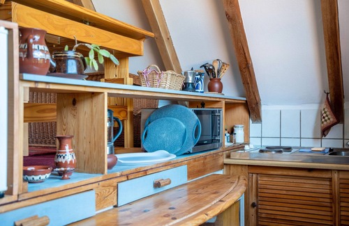 Zempow Apartment | Holiday Studio 'Im Haus Ginkgo' with Shared Pool, Shared Garden and Wi-Fi