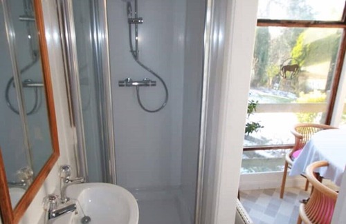 Bidborough Apartment | Holiday Studio Flat/BnB