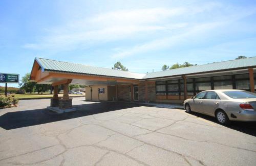 Houston Hotel | Holiday Terrace Motel